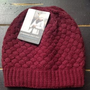 TRU|FIT WOMEN'S 🧶 🧶 🧶 🧶 🧶 🧶 🧶 🧶 🧶 🧶 🧶 🧶 🧶 🧶 🧶 🧶 🧶 Burgundy Hat